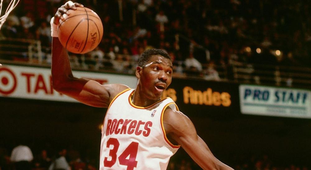 Hakeem-Olajuwon-greats-940x513.jpg