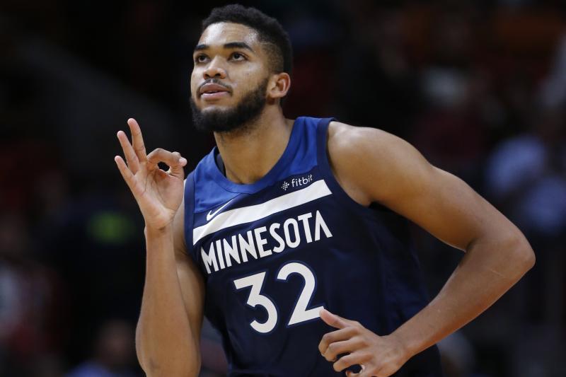 Начиная со. Карл-Энтони Таунс. Таунс баскетболист. Karl-Anthony Towns Minnesota. Karl Anthony Towns Minnesota face