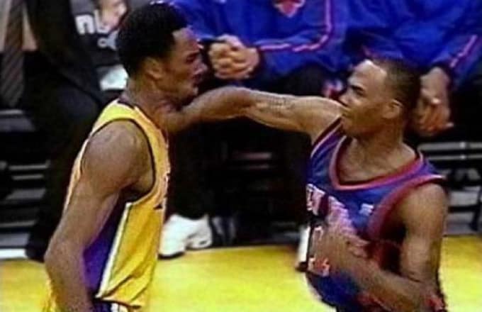 kobe-bryant-chris-childs-fight.jpeg.23a464dbe08c690ab093243c2438a0a3.jpeg