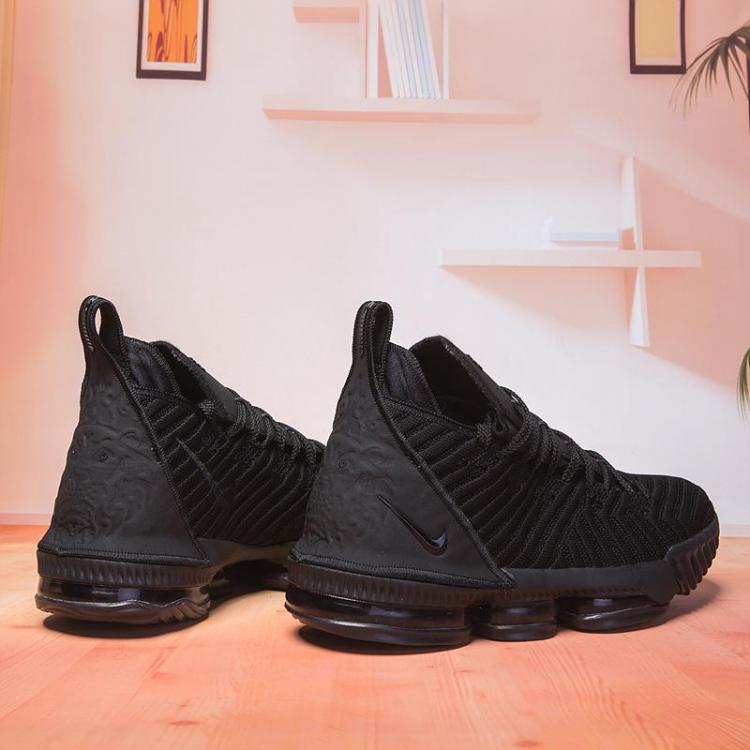 nike-lebron-16-all-black-2.thumb.jpg.8067f3c96d5ce173a82a05f43382eb30.jpg