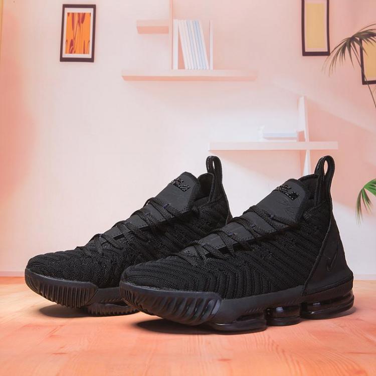 nike-lebron-16-all-black-3.thumb.jpg.3189216b912aaa501c4bd035189ede54.jpg