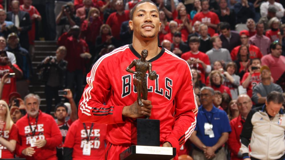 derrick-rose-mvp-2011.thumb.jpg.0ac4ae2146bbdd115749da786f338120.jpg