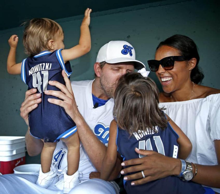 dirk-nowitzki-and-his-family-714597.jpg