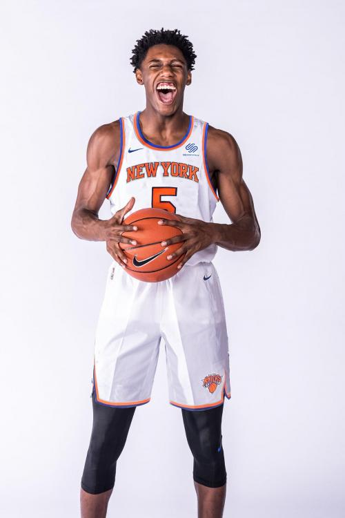 940021475_Rj-Barrett-New-York-Knicks-Jersey1.thumb.jpg.2cfe38818396a34bf2cdbff4d359b063.jpg