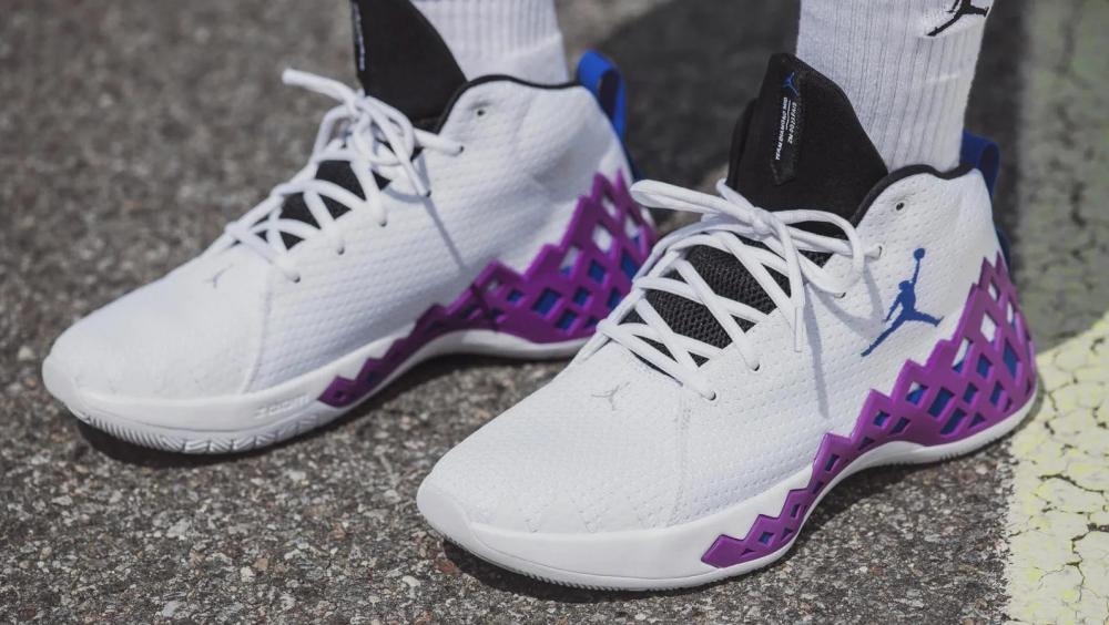 JordanDiamond Mid Q54_00_12.jpg