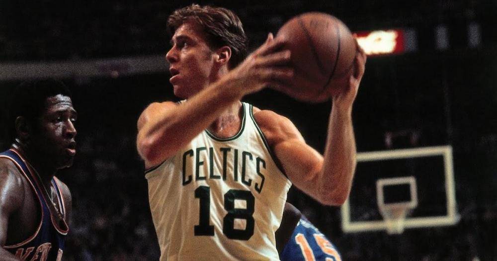 Dave Cowens shoots vs Knicks.jpg