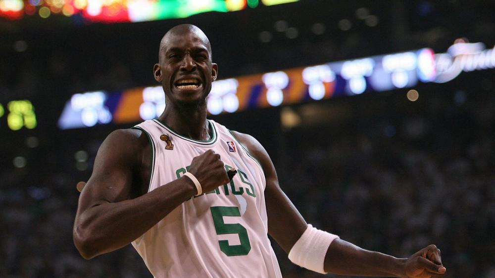 1669998301_kevingarnett.thumb.jpg.3f87f117dbbe7bd2d384807ae688d66a.jpg