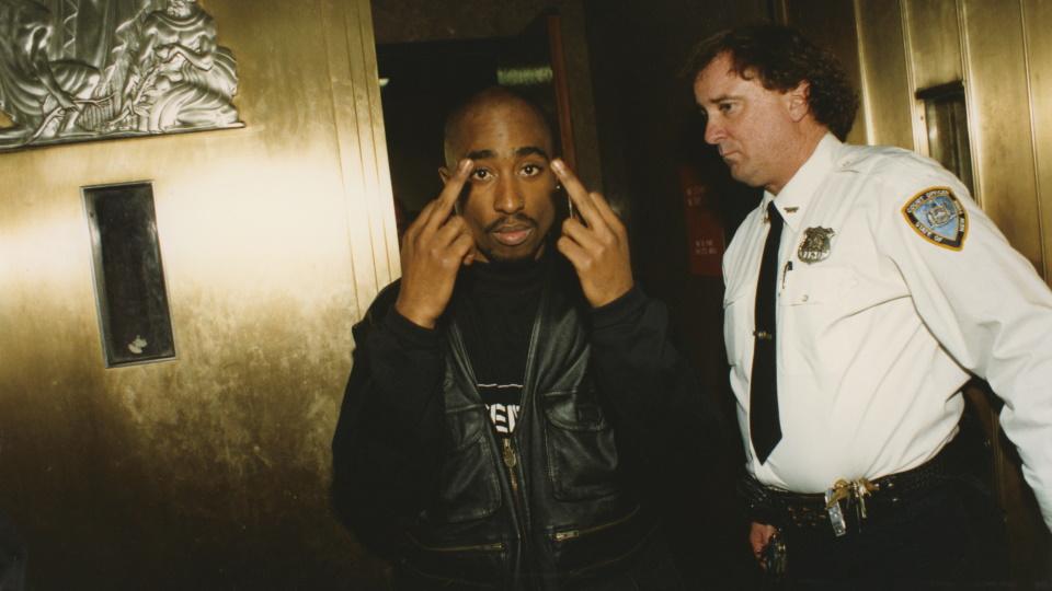 2pac.jpeg.24698b6a757ad1c122c613c9bd6716b8.jpeg