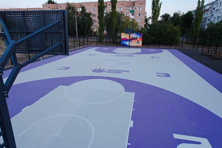 Фонд «Кириленко – Детям!» создал баскетбольную площадку в Бузулуке