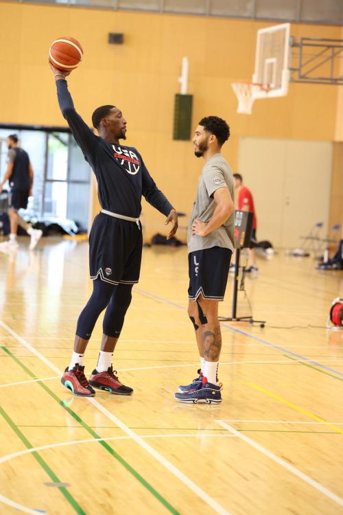 FBM_GzSX0AIlqoq (1).jpeg