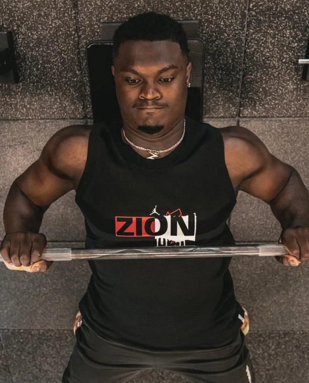 zionwilliamson_289376713_3154650604750625_4192352720692613316_n.jpg