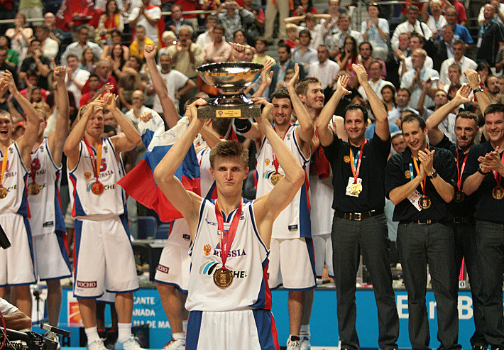 270163909_Andrej-Kirilenko-chempion-Evropy-2007(1).jpg.a0912027a729a8ecc5396a2ee1713aff.jpg