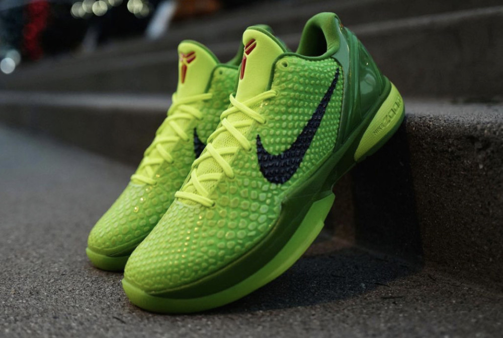Nike-Kobe-6-Protro-Grinch-1-1.jpg