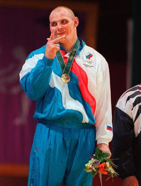1667500053_33-sportishka-com-p-aleksandr-karelin-borba-pinterest-36.jpg