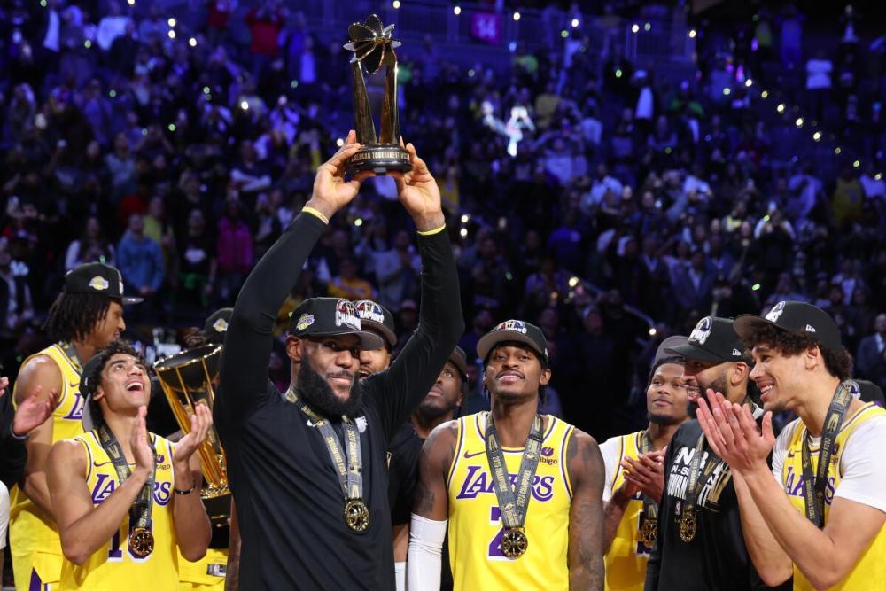 Леброн Джеймс MVP 2020
