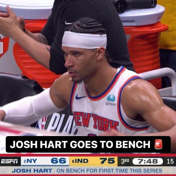 Josh Hart goes to the bench for the first time this series in the 3rd quarter of Game 3.jpg
