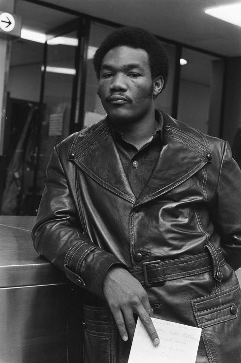 GeorgeForeman1973.thumb.jpg.20a0d546d956dcdc5b414654653f24d2.jpg