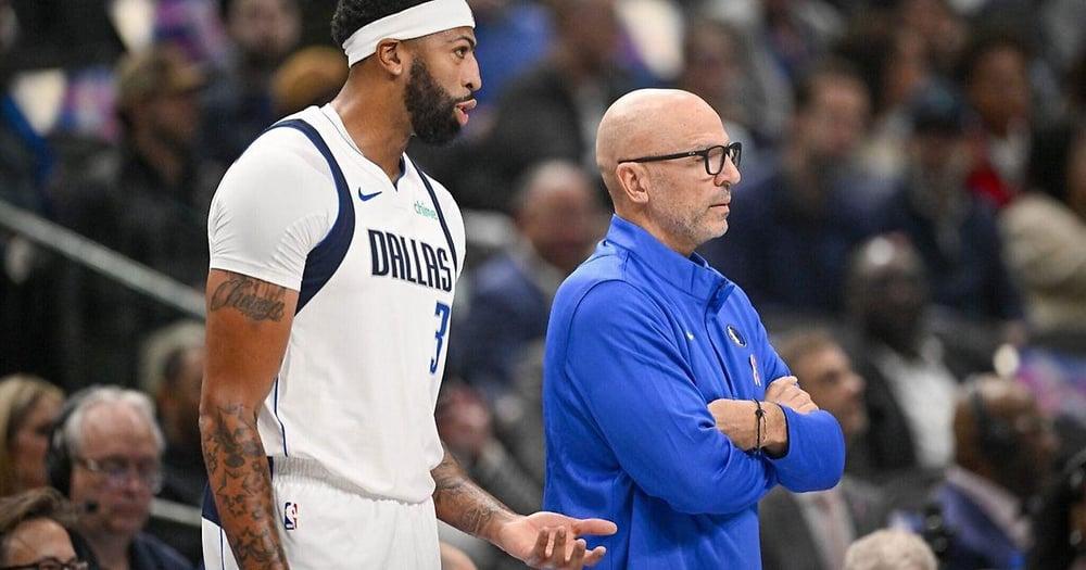 Марк Кьюбан опроверг слух о намерении «Далласа» обменять Энтони Дэвиса в этом сезоне