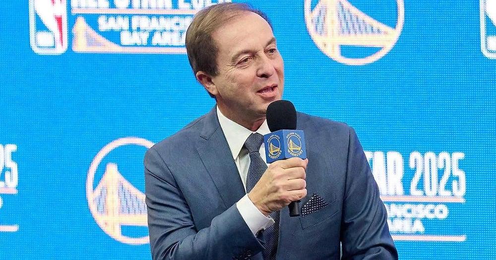 «Я работаю над этим. Всё не так просто». Владелец «Уорриорз» Джо Лэйкоб ответил на письмо разочарованного фаната