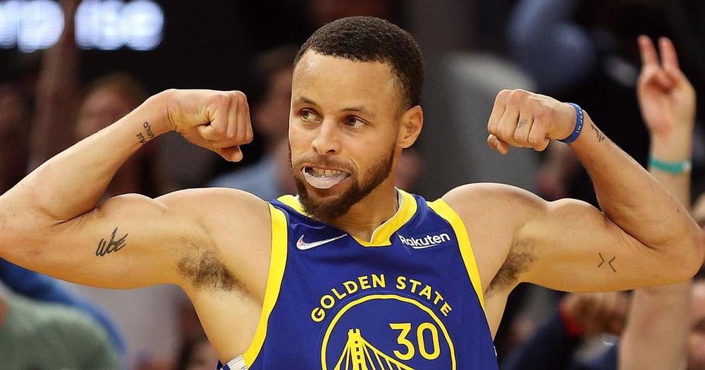 Стефен Карри набрал 20 очков в 3-й четверти матча с «Ютой»