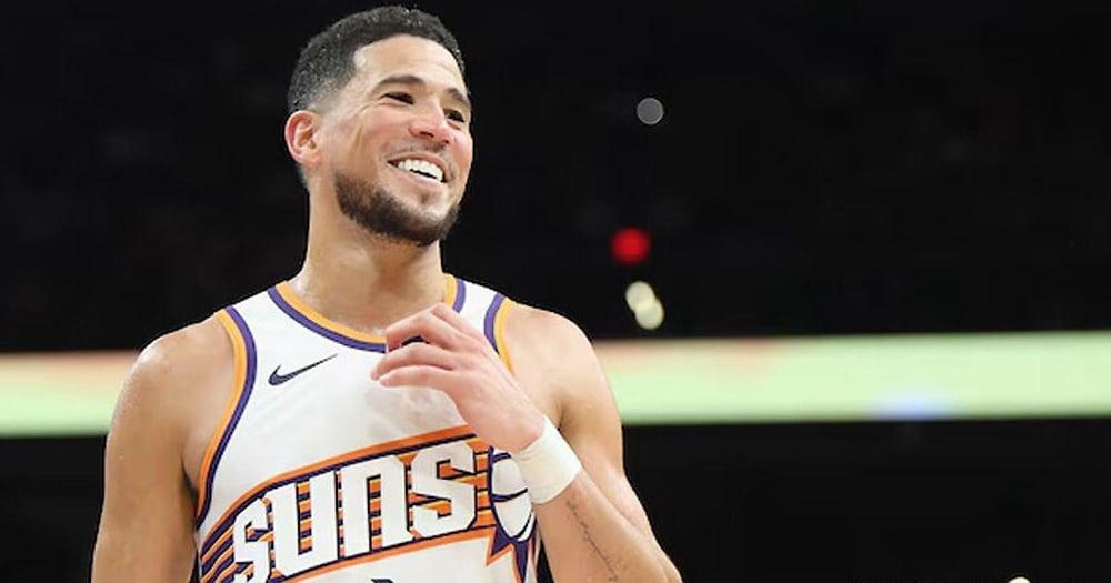 Девин Букер пропустит минимум неделю из-за травмы бедра, Хайсмит продолжает реабилитацию