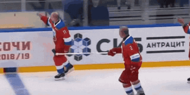putin-putin-falling.gif.af2ffe7fcaac8c9f9d3097607a5cd23a.gif