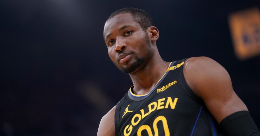 «Кто‑то из его окружения берет слишком много еды». Стали известны детали конфликта Куминги с «Уорриорз»