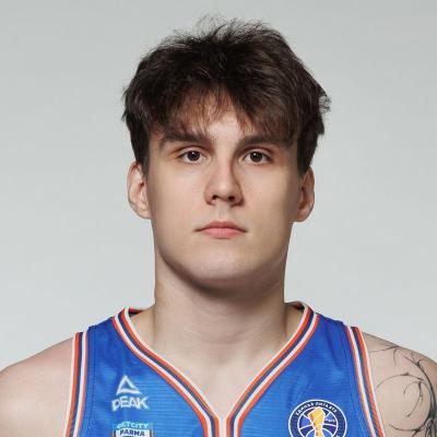 Михаил Стафеев